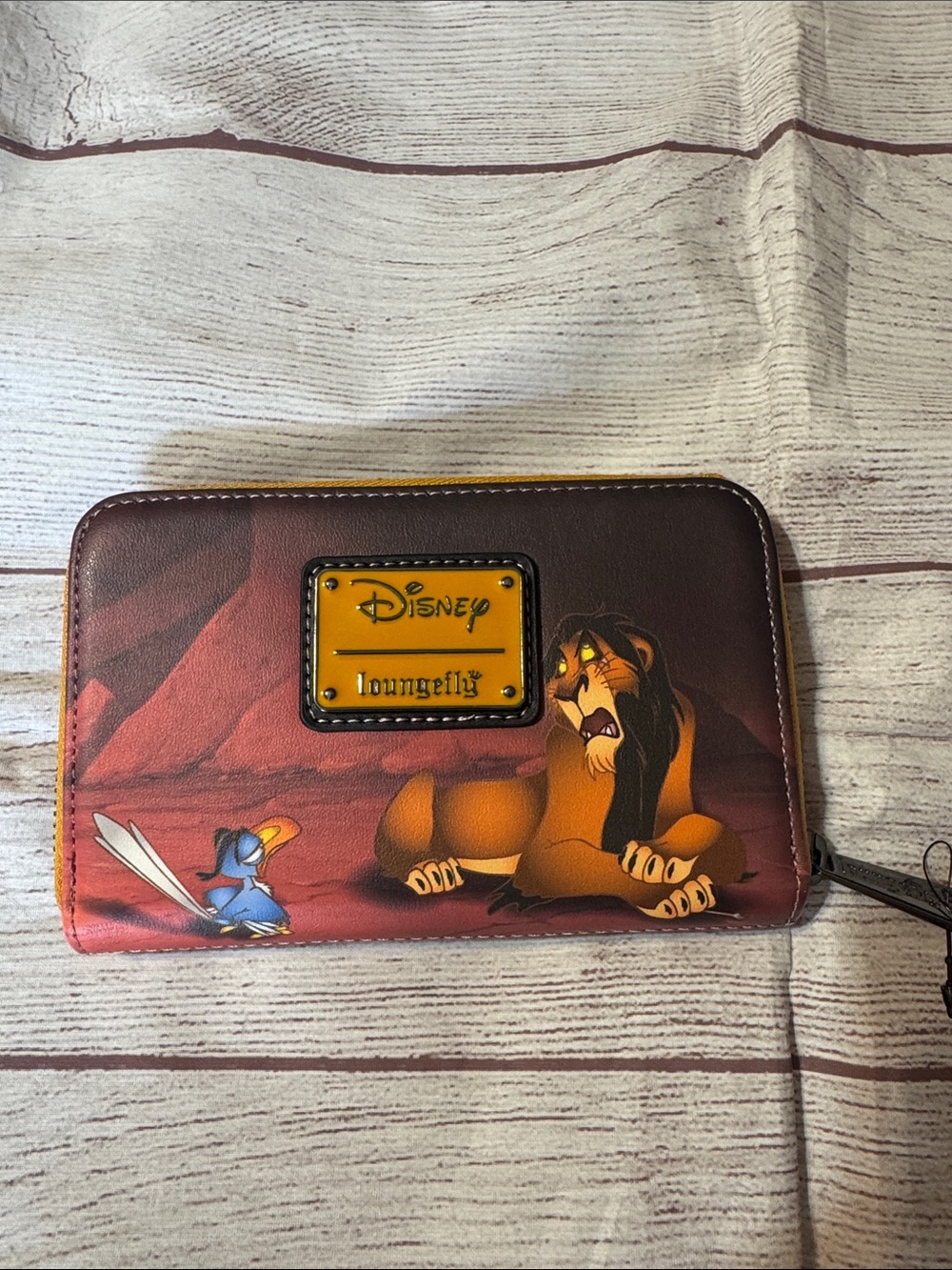 NWT Disney Loungefly Wallet - Villains Scene - Lion King Scar Zip Around Wallet - Picture 7 of 13